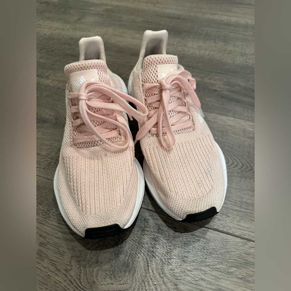 Women’s Adidas Swift Run